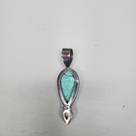 Turquoise Color Pendent 2 1/2 inches - Picture 5 of 6